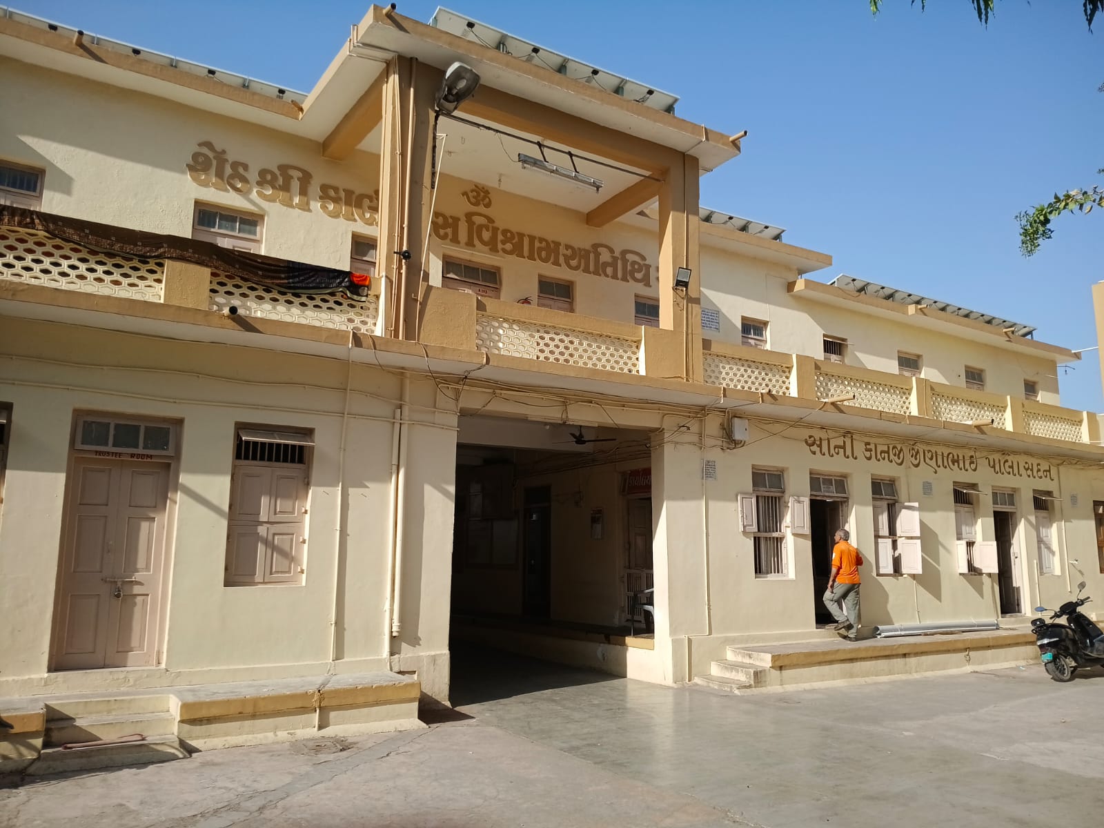 gallery30